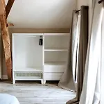 Du Jardinier 펜션 이트레